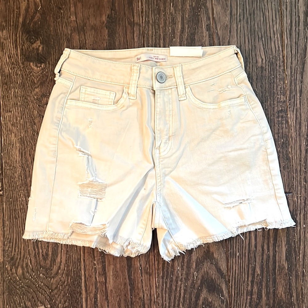 🌸 3/$6 New Womens distressed jean short shorts.